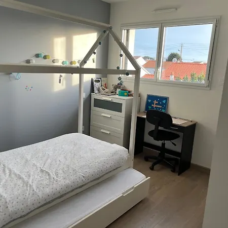 Hotel 8 Pers Avec Piscine Saint Gilles Croix de vie